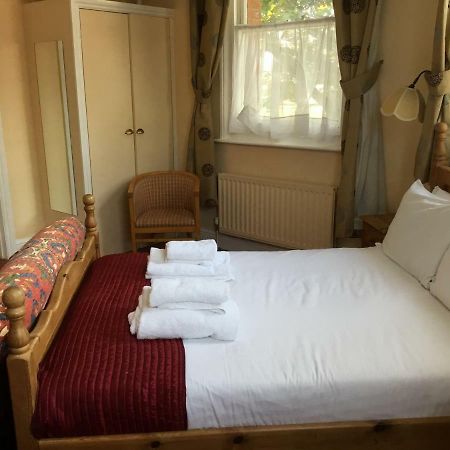 Railway Hotel Faversham Luaran gambar