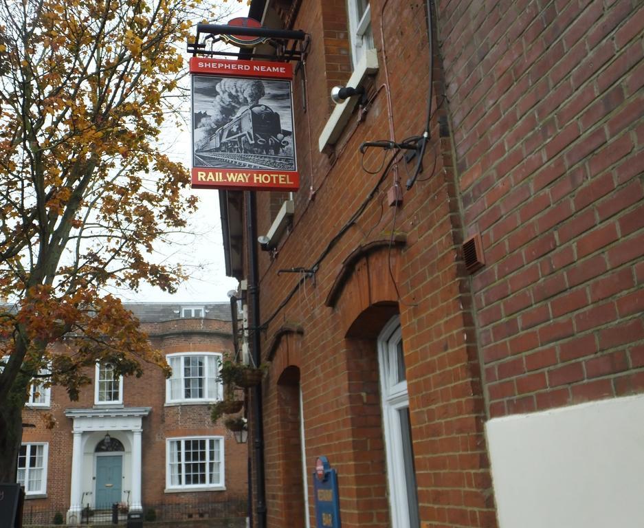 Railway Hotel Faversham Luaran gambar