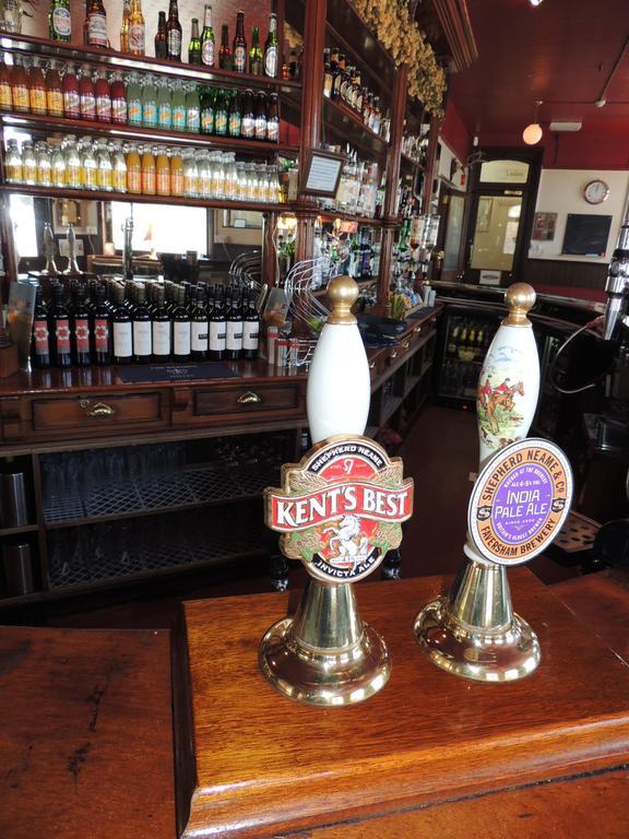 Railway Hotel Faversham Luaran gambar
