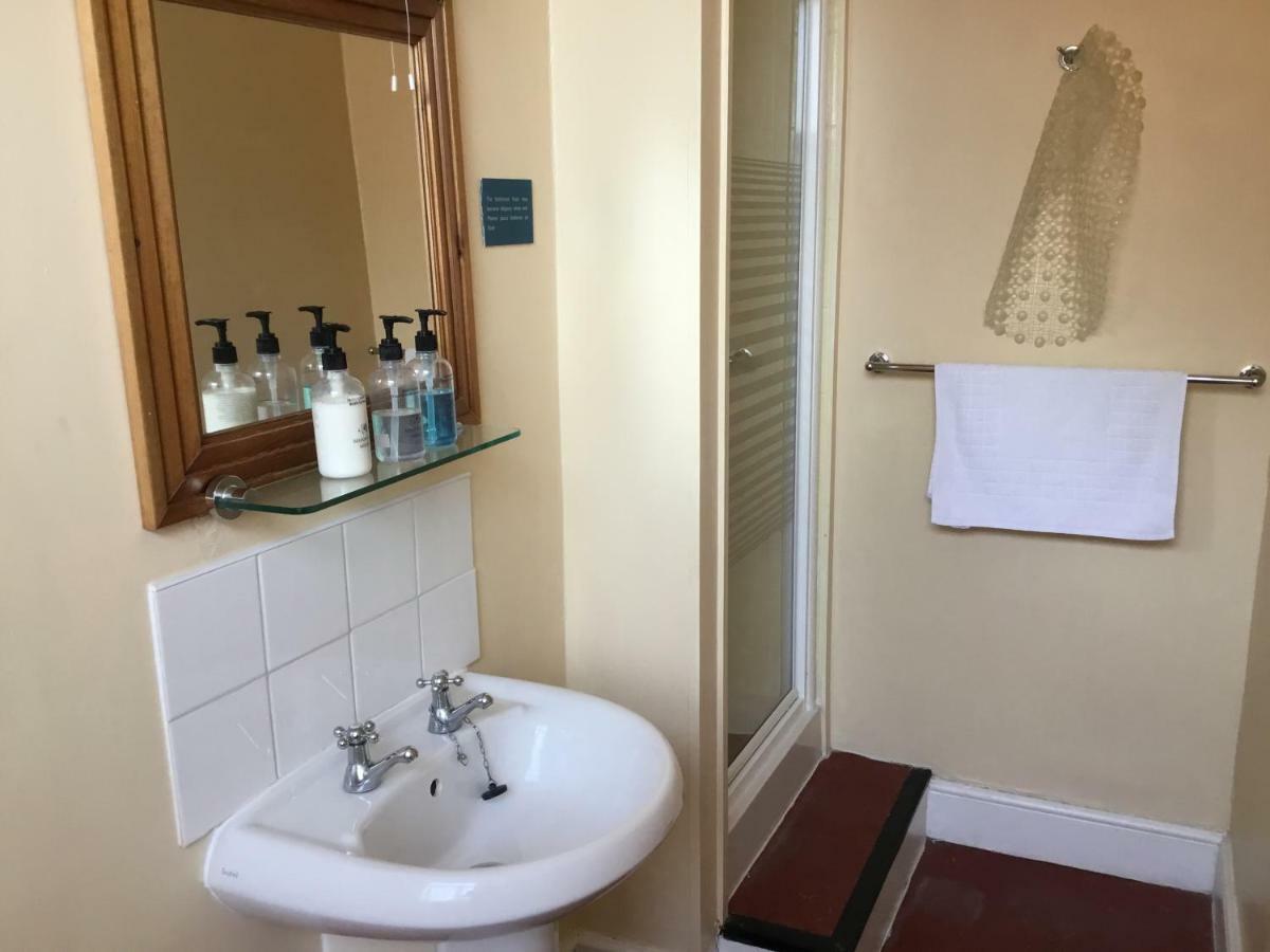 Railway Hotel Faversham Luaran gambar